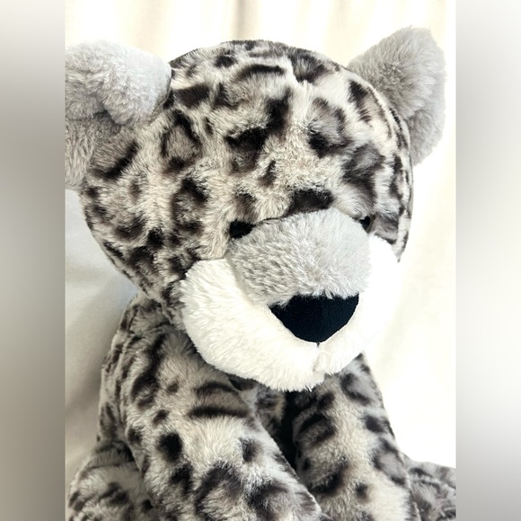 Animal Adventure White Gray & Black Leopard Print Plush 18” Soft Stuffed Animal - Picture 3 of 16